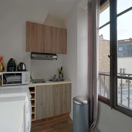 Apartament Charming Near Champs De Mars Paryż